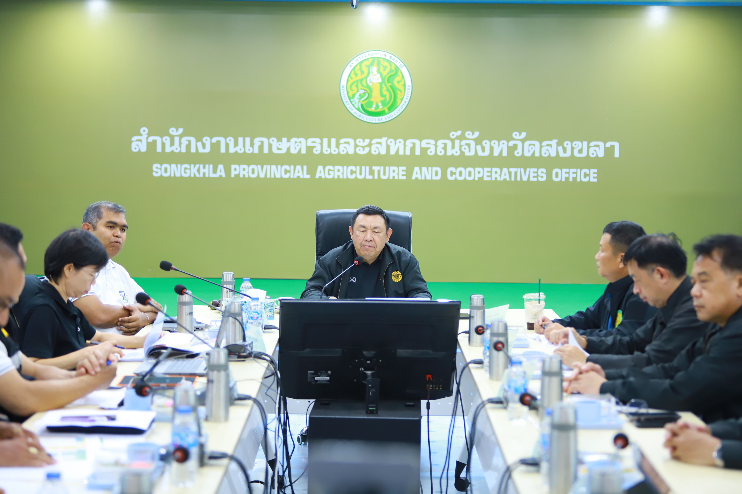 title - เลขาธิการ ส.ป.ก. ประชุมติดตามผลการดำเนินงาน และการใช้จ่ายงบประมาณ ประจำปีงบประมาณ พ.ศ.2569 ของภาคใต้ 